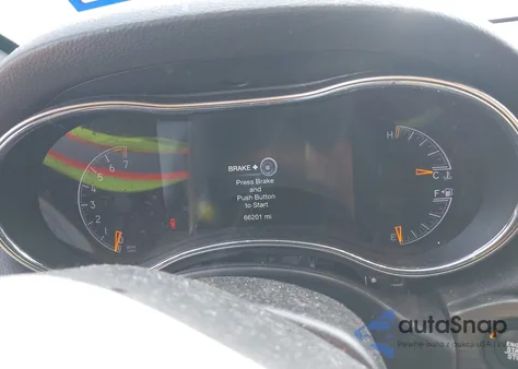 2022 Jeep Grand Cherokee Laredo X 4X2 из США, поврежденный, VIN 1C4RJEAGXNC127857